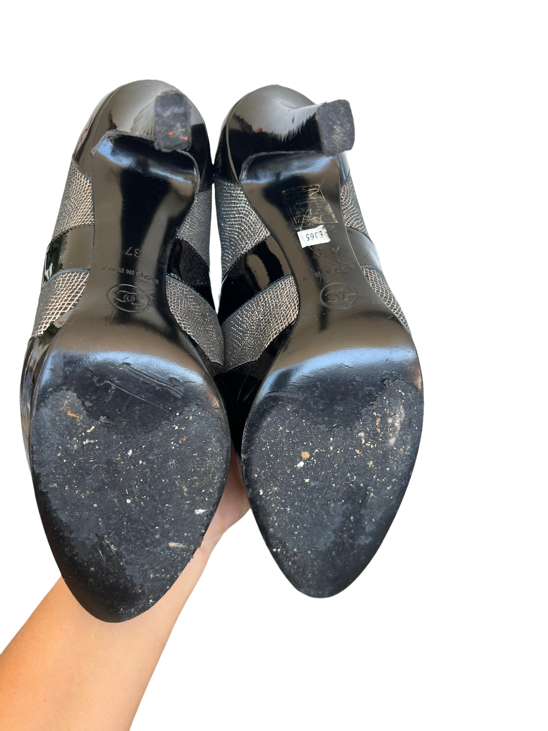 Chanel pumps | LOOP Marketplace