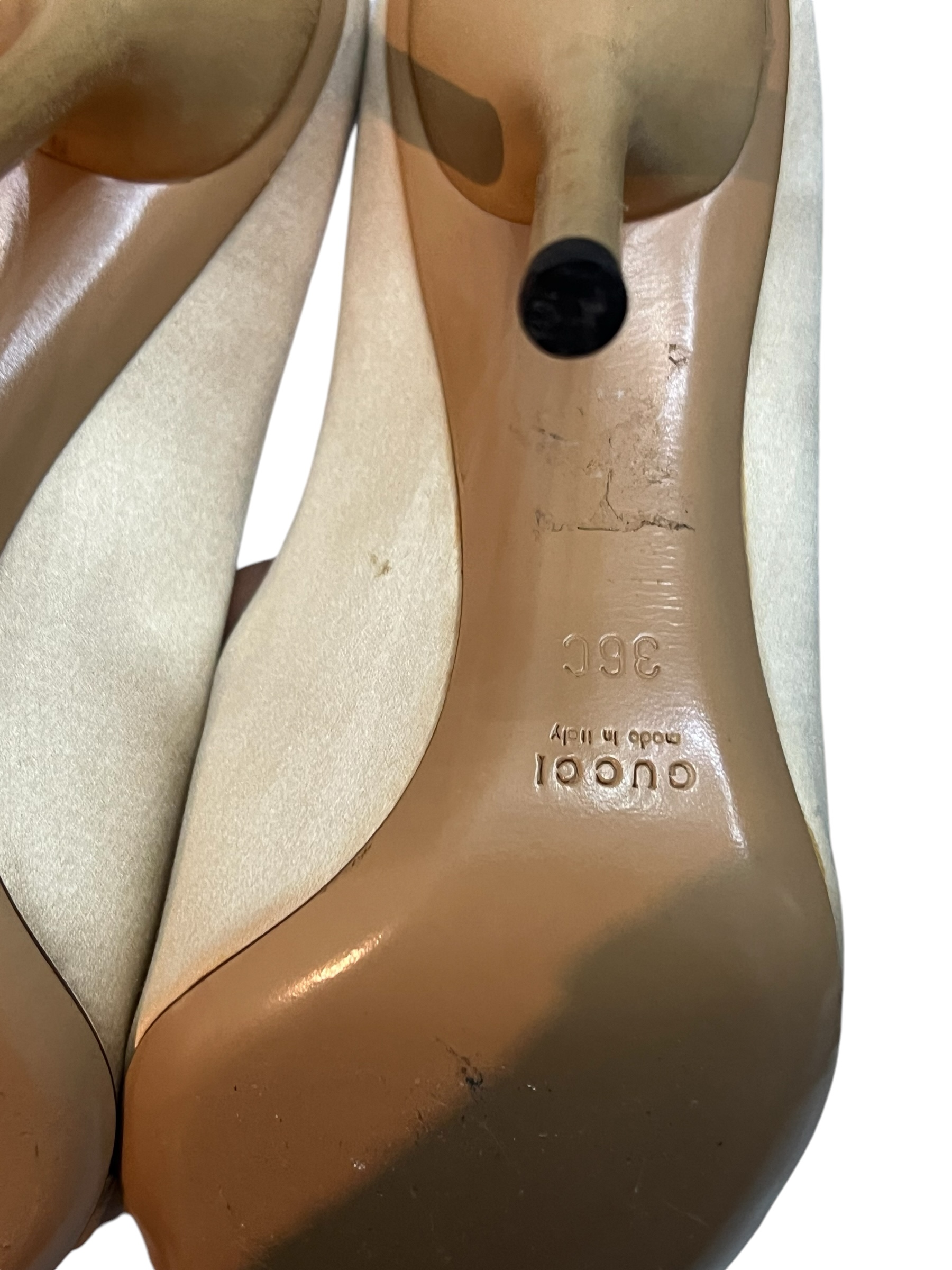 Gucci high heels | LOOP-Marktplatz