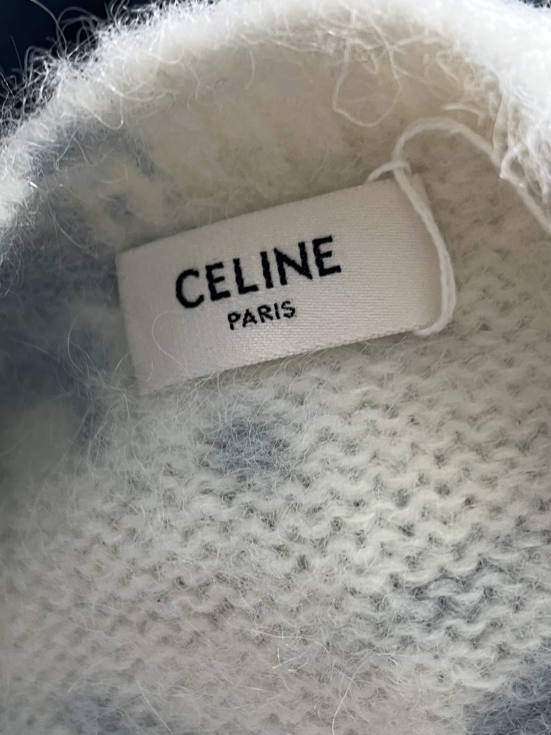 Pull Celine