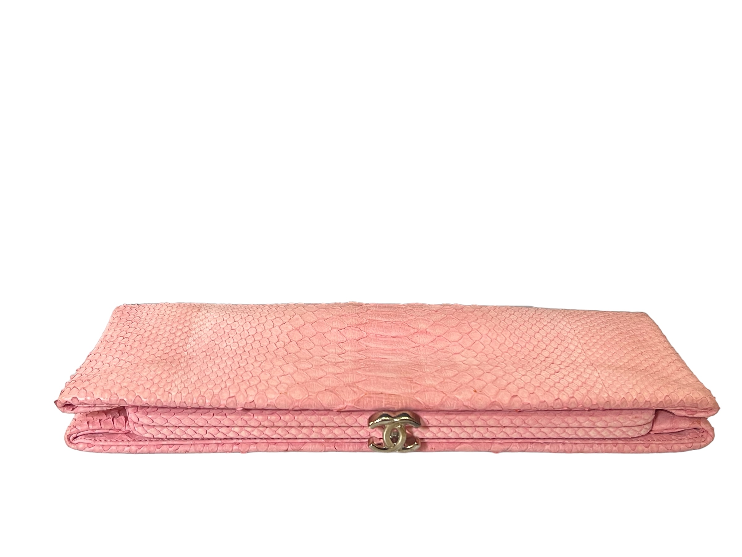 Chanel clutch