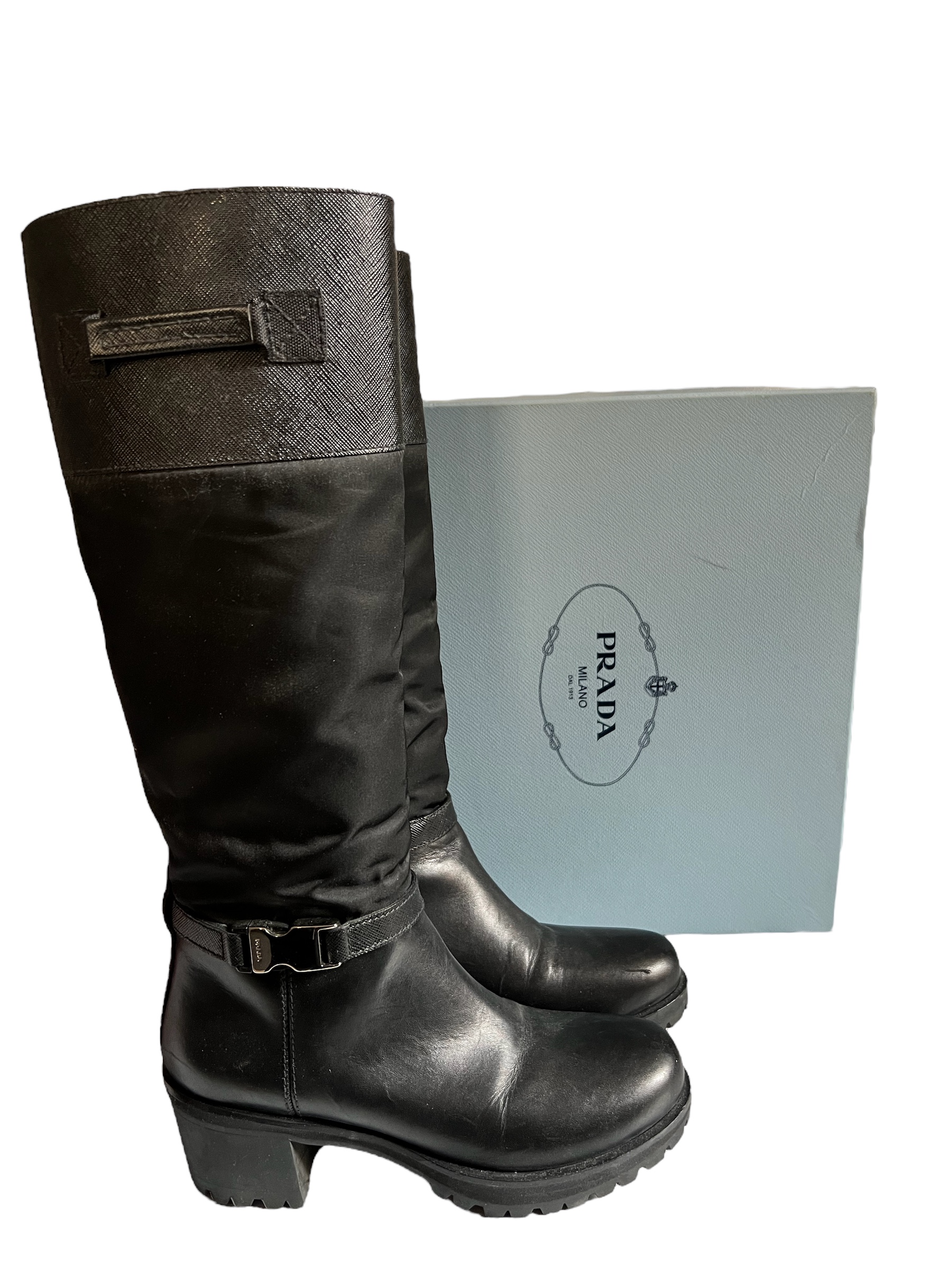 Prada boots | LOOP-Marktplatz