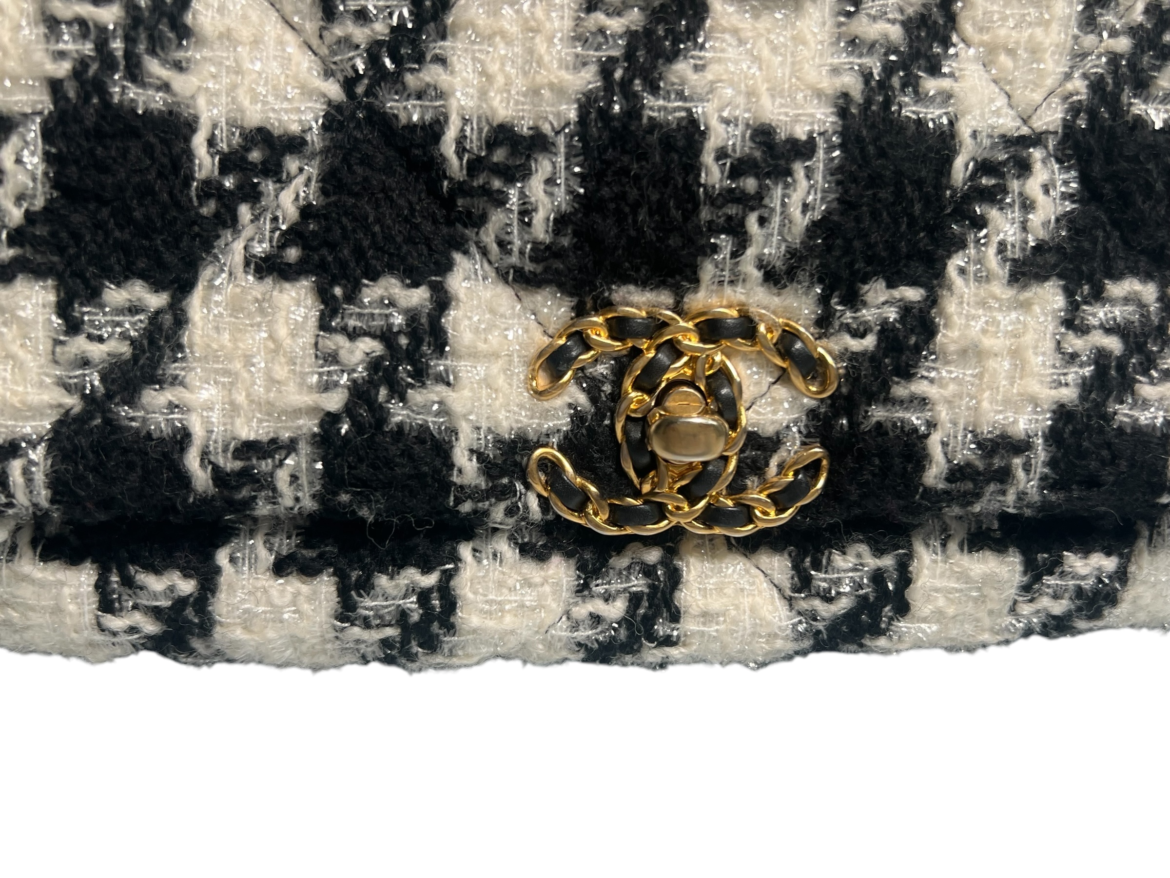 Chanel 19 XL bag | LOOP-Marktplatz