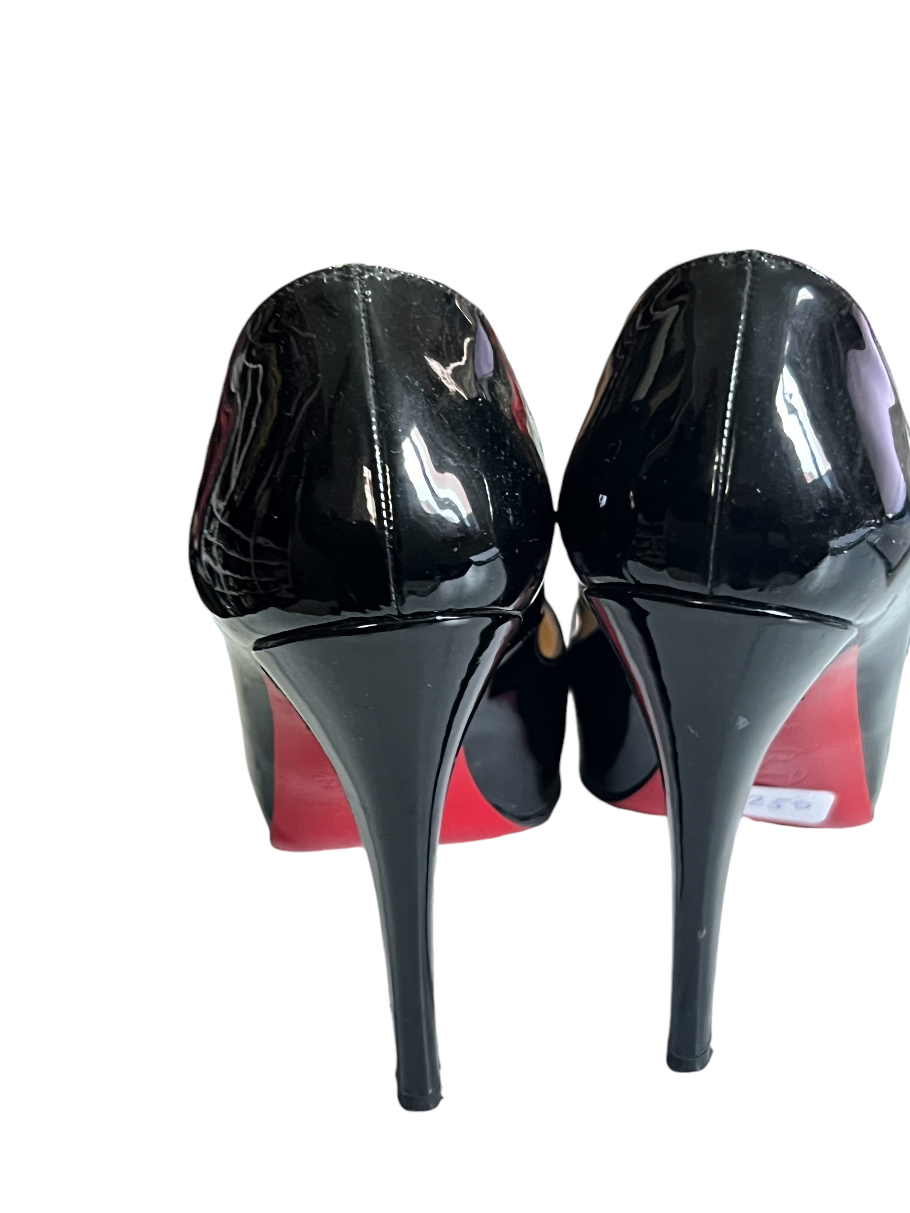 Very Prive Louboutin pumps | LOOP-Marktplatz