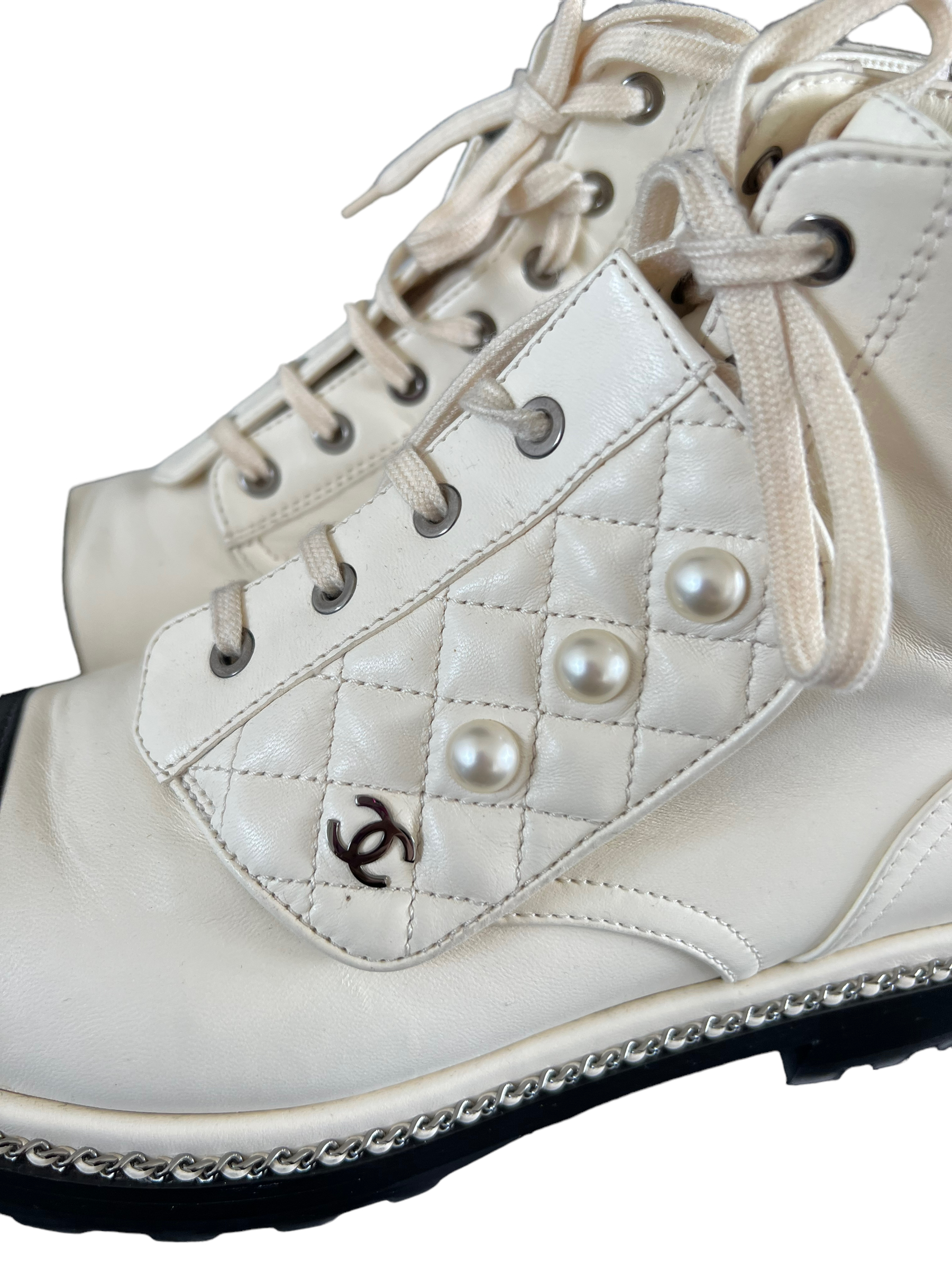 Chanel ankle boots | LOOP Marketplace