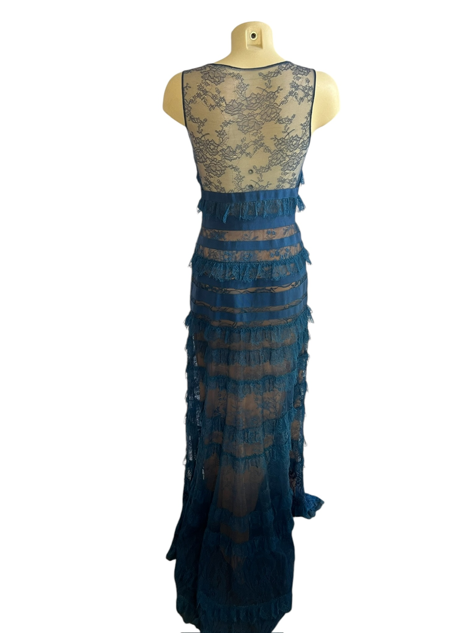 Long blue Elie Saab dress | LOOP-Marktplatz