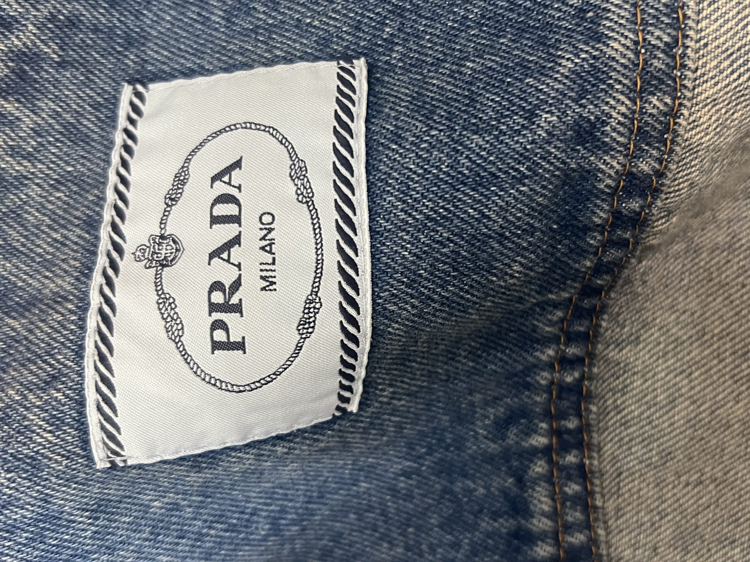 Prada denim jacket | LOOP-Marktplatz