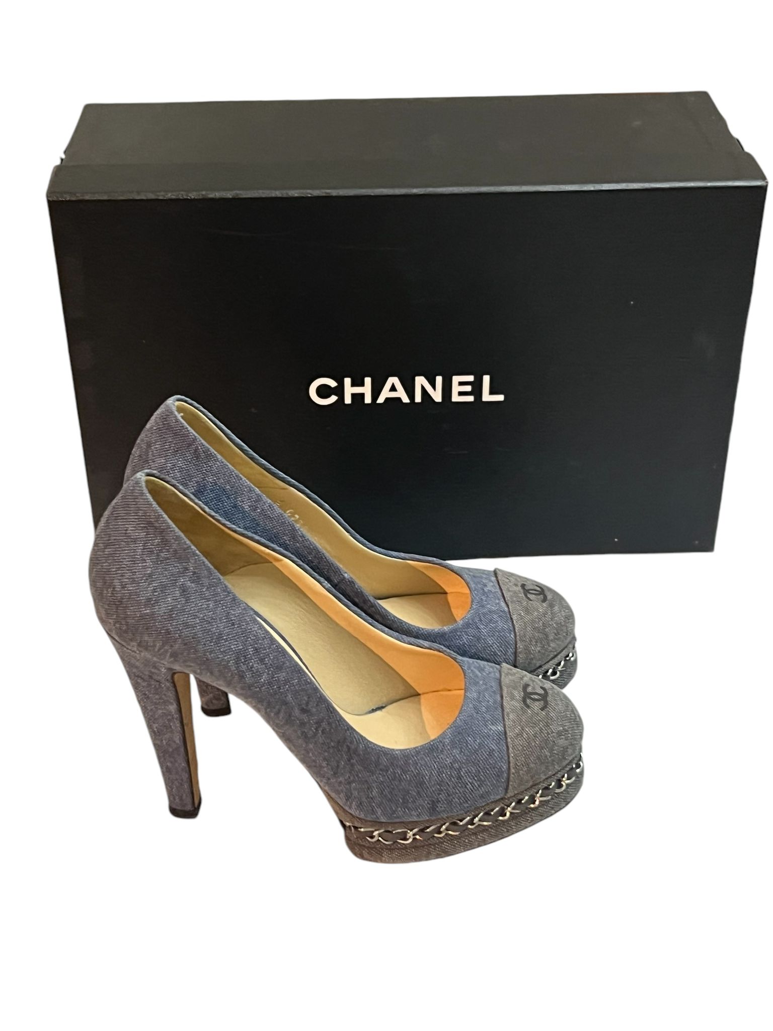 Chanel denim pumps | LOOP-Marktplatz
