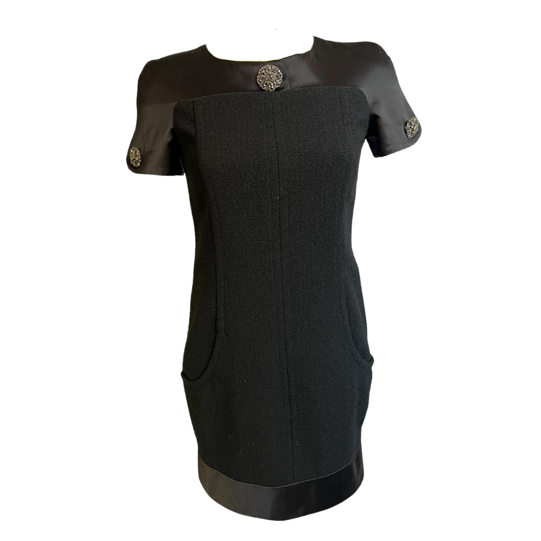 Black Chanel dress | LOOP-Marktplatz