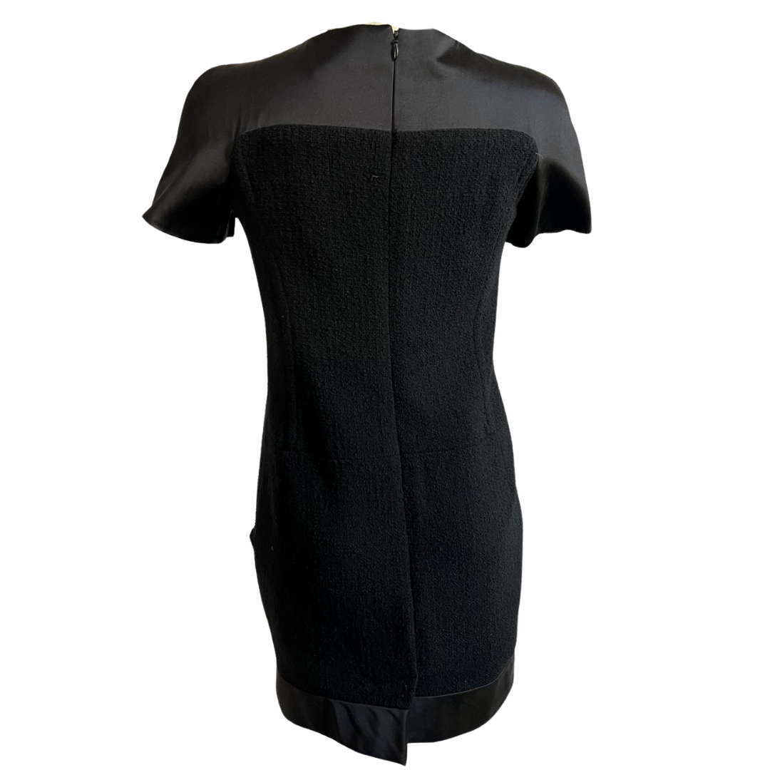 Black Chanel dress | LOOP-Marktplatz