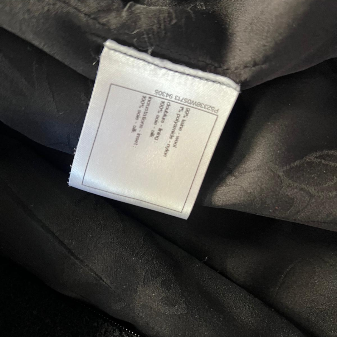 Black Chanel dress | LOOP-Marktplatz