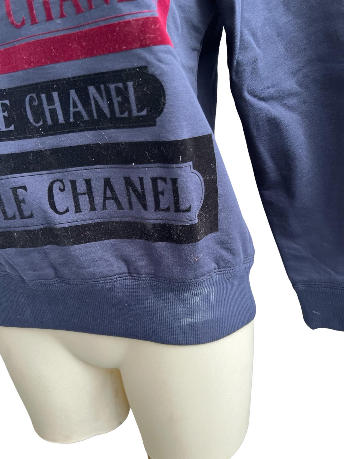Gabrielle Chanel round neck sweater.