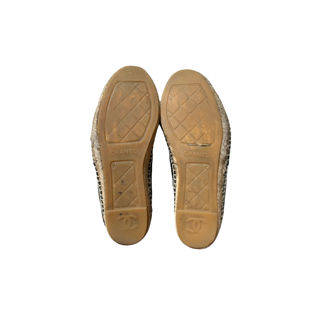 Chanel black leather espadrilles | LOOP-Marktplatz