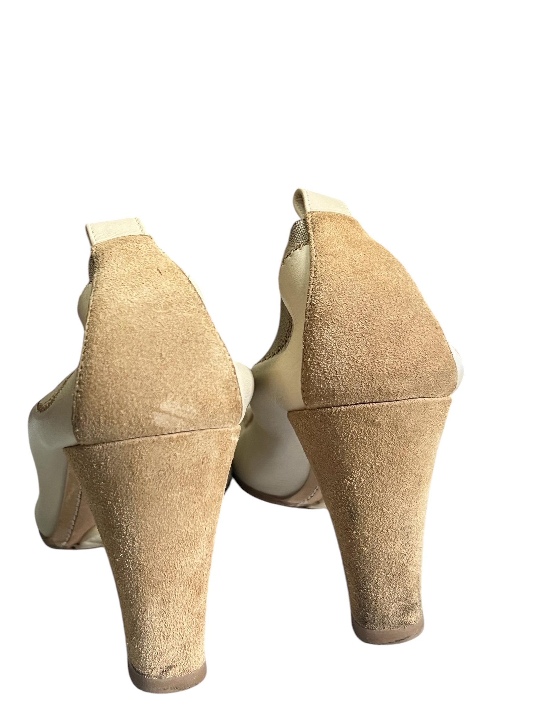 Chanel two-tone suede pumps | LOOP-Marktplatz