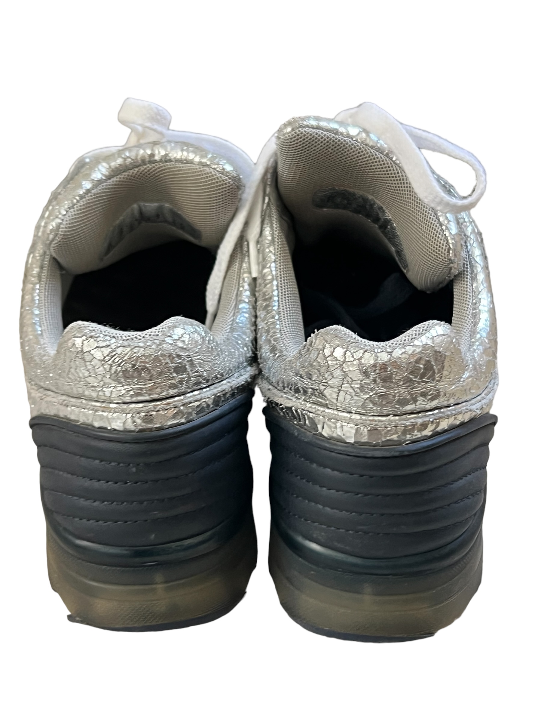 Chanel silver leather sneakers | LOOP Marketplace
