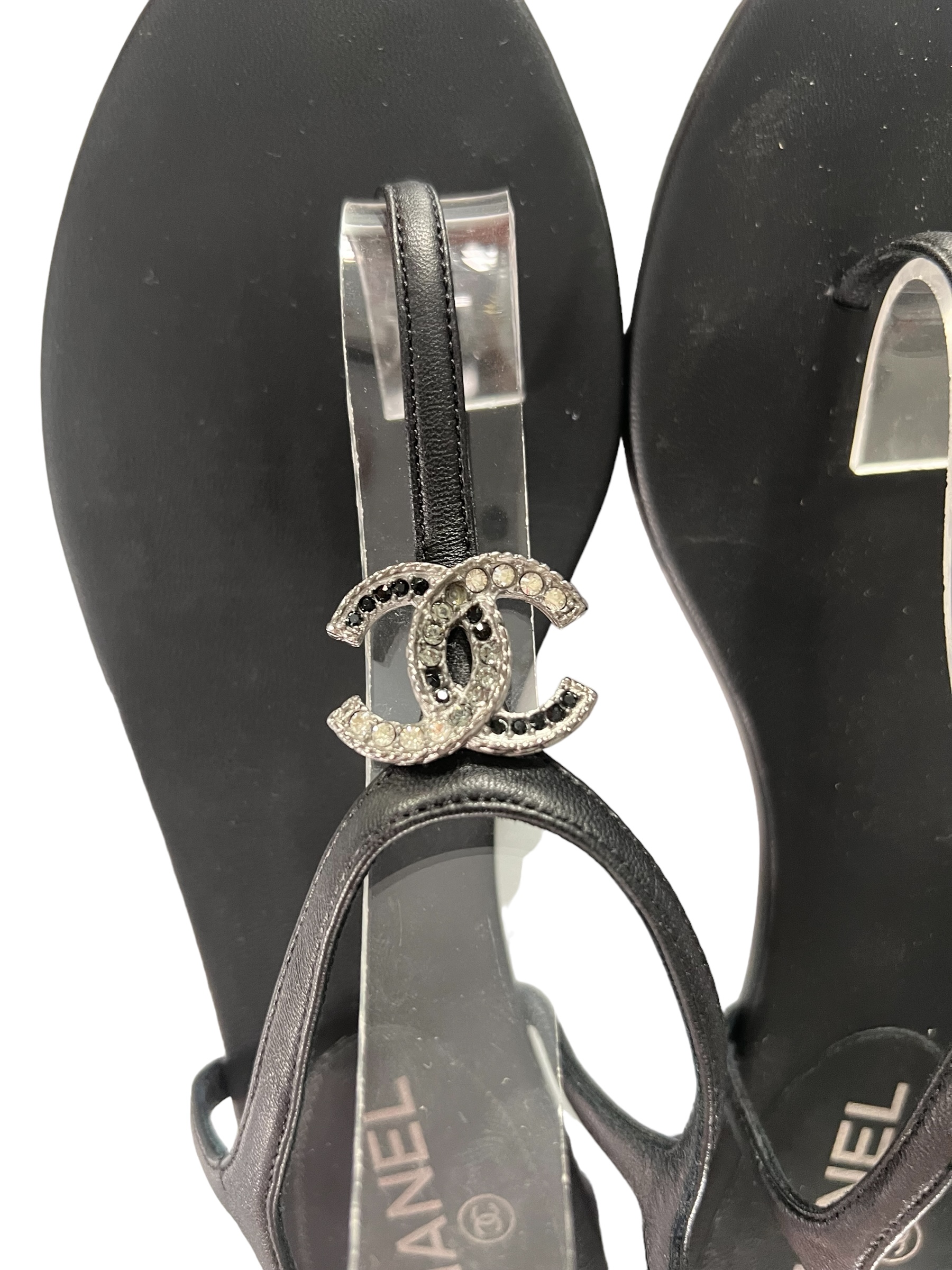 Chanel sandals | LOOP Marketplace