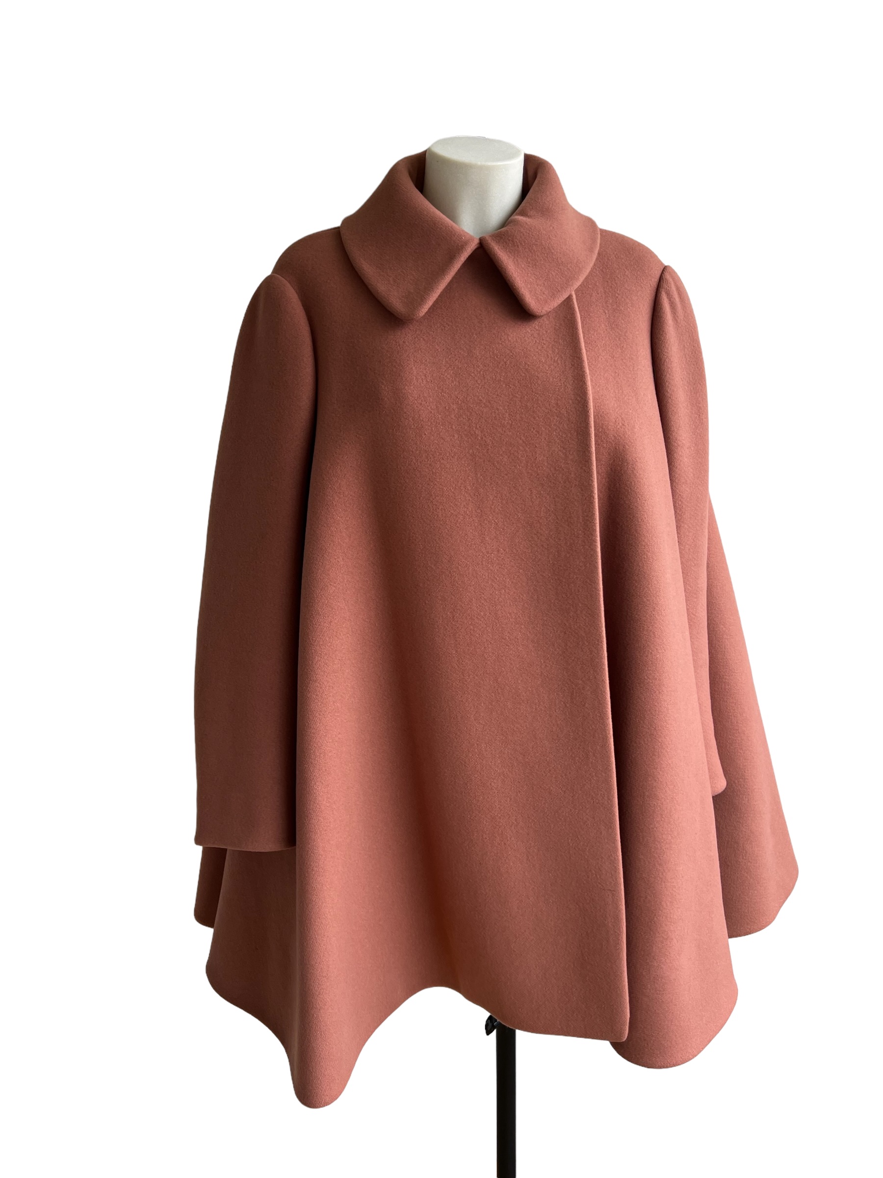 Alaïa coat | LOOP Marketplace