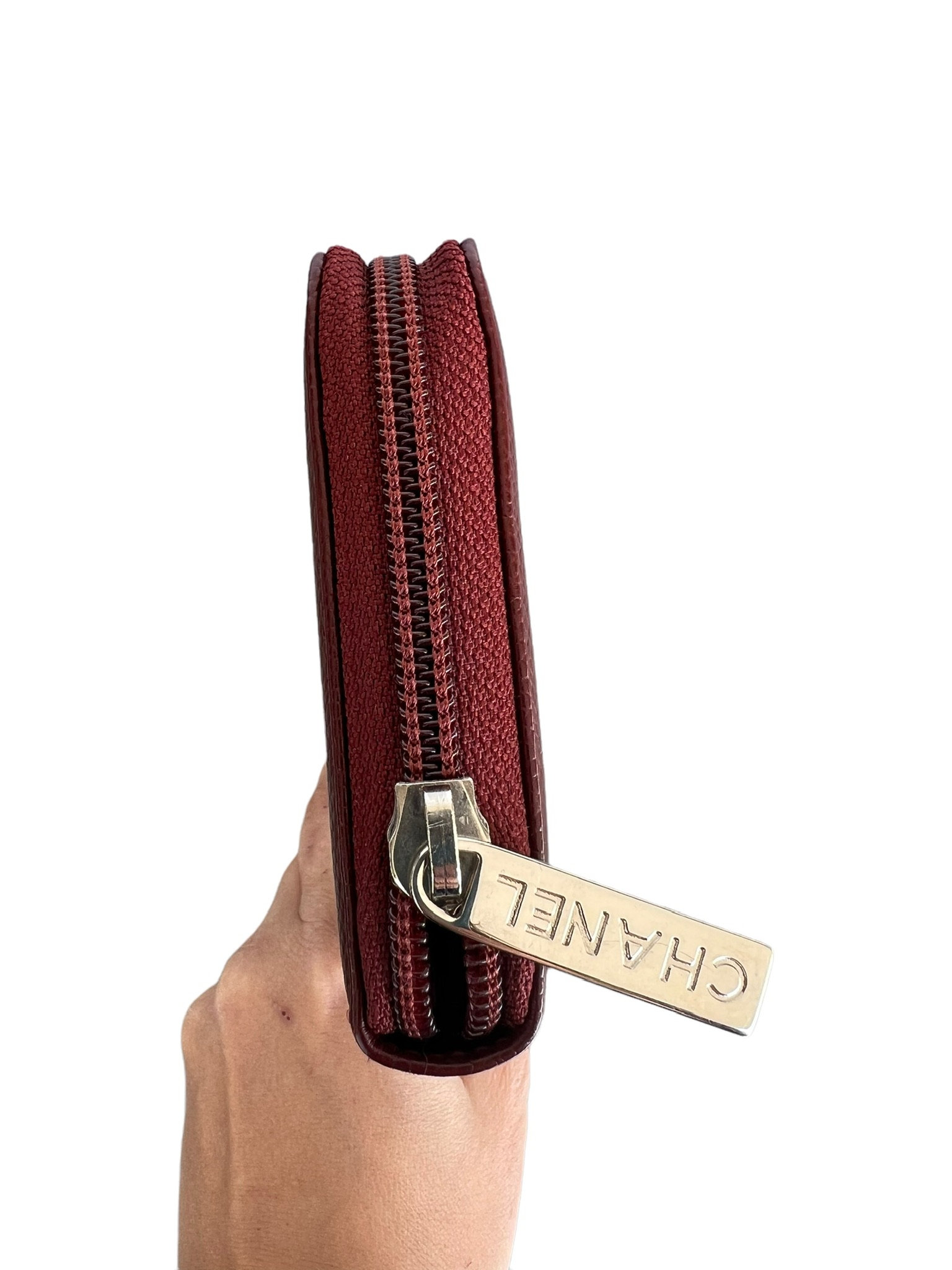 Chanel Wallet | LOOP Marketplace