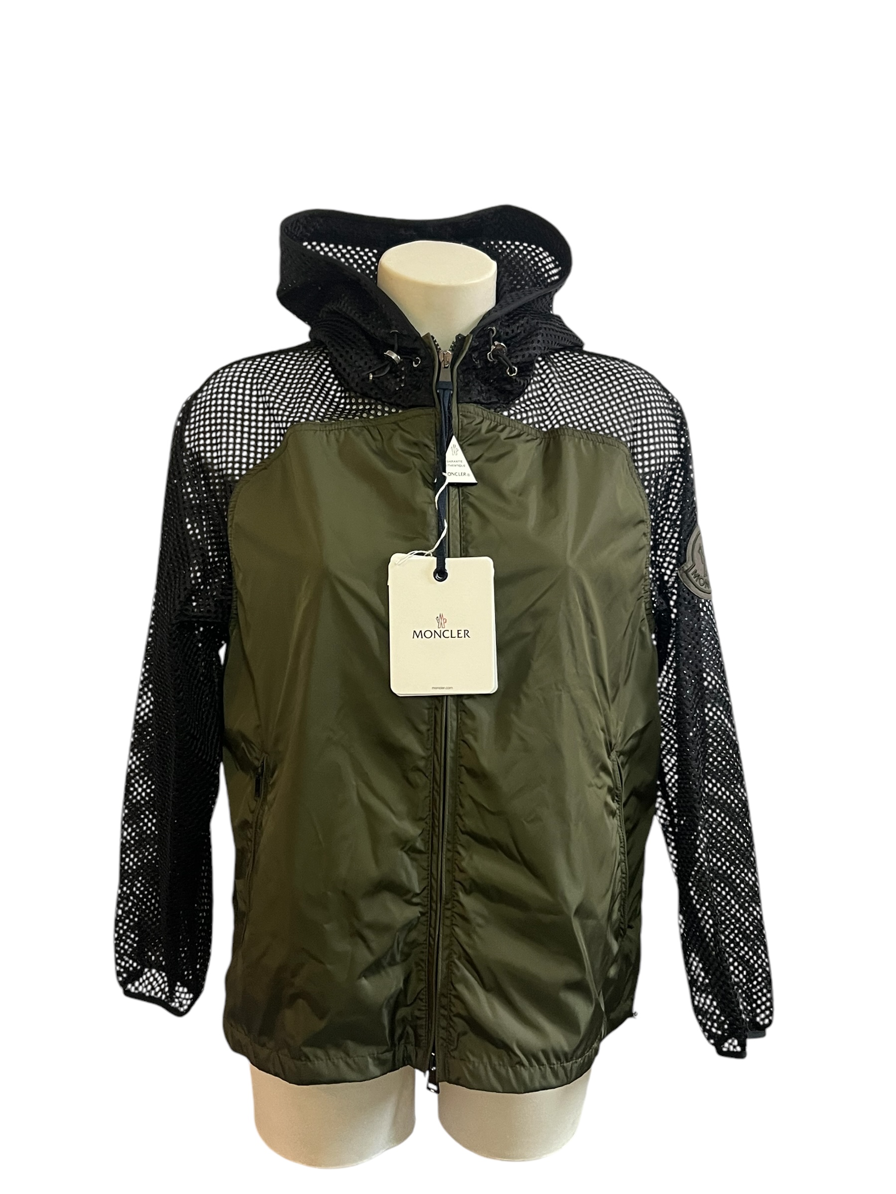 Moncler jacket | LOOP Marketplace