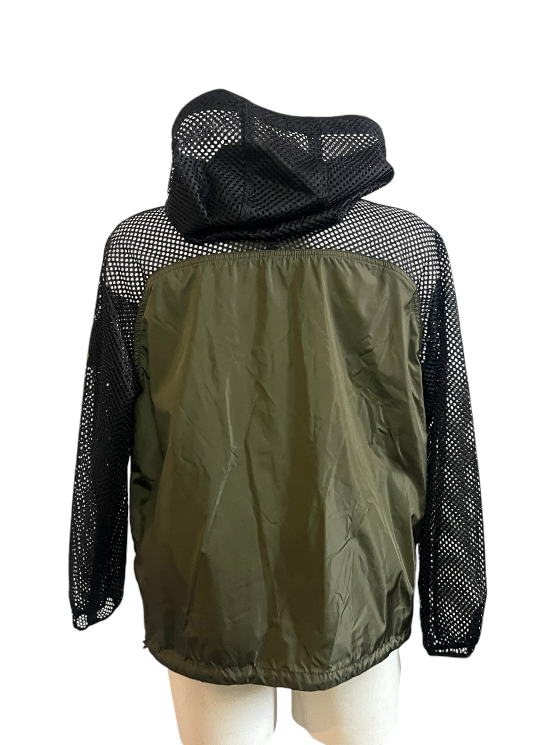 Moncler jacket | LOOP Marketplace