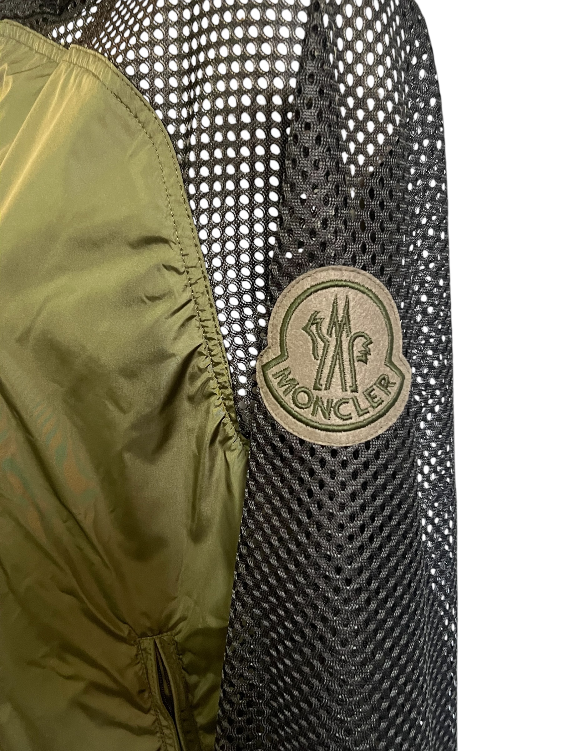 Moncler jacket | LOOP Marketplace