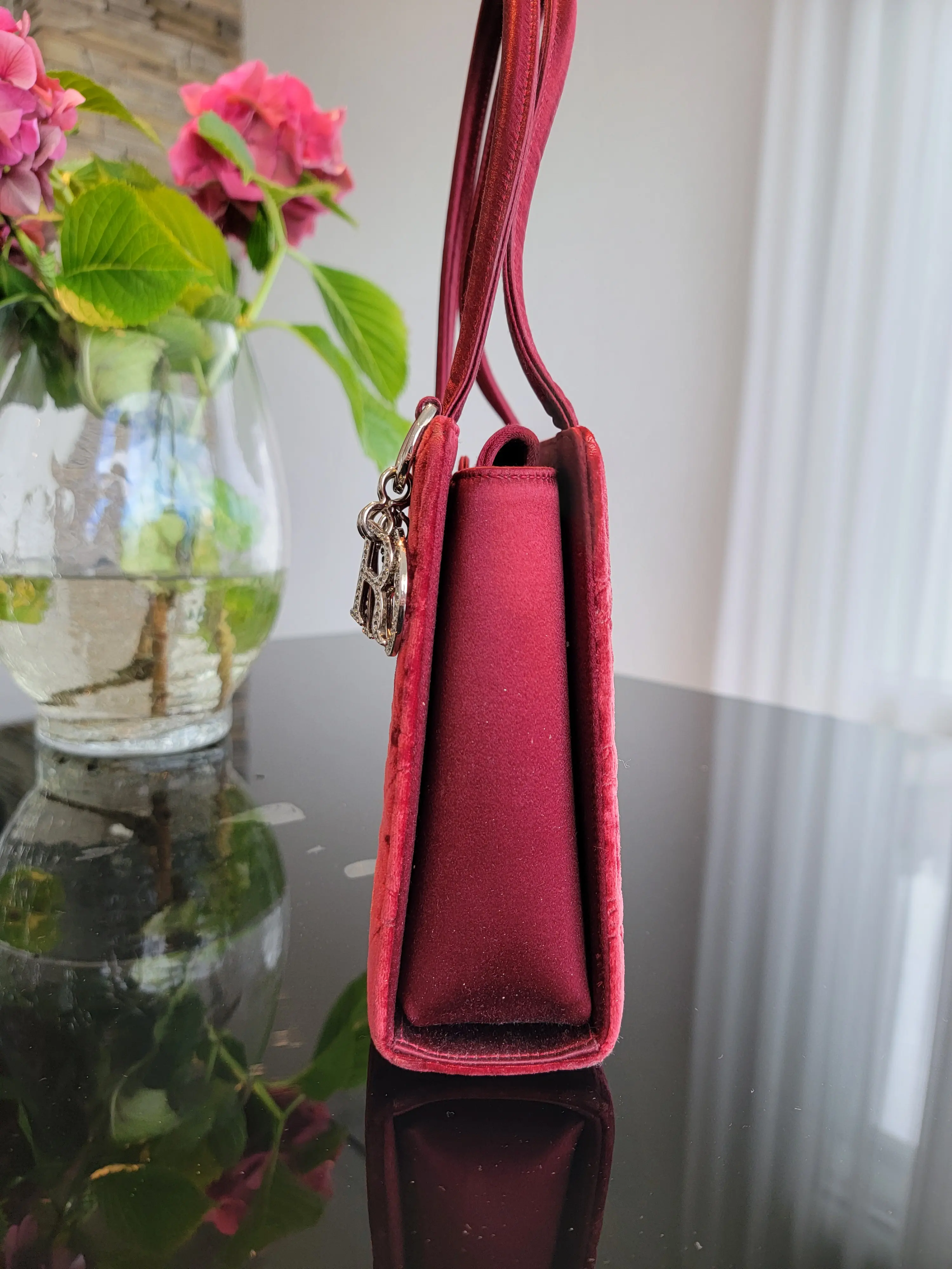Lady Dior mini aus Samt | LOOP Marketplace