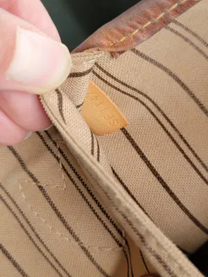 Louis Vuitton Neverfull MM | LOOP Marketplace