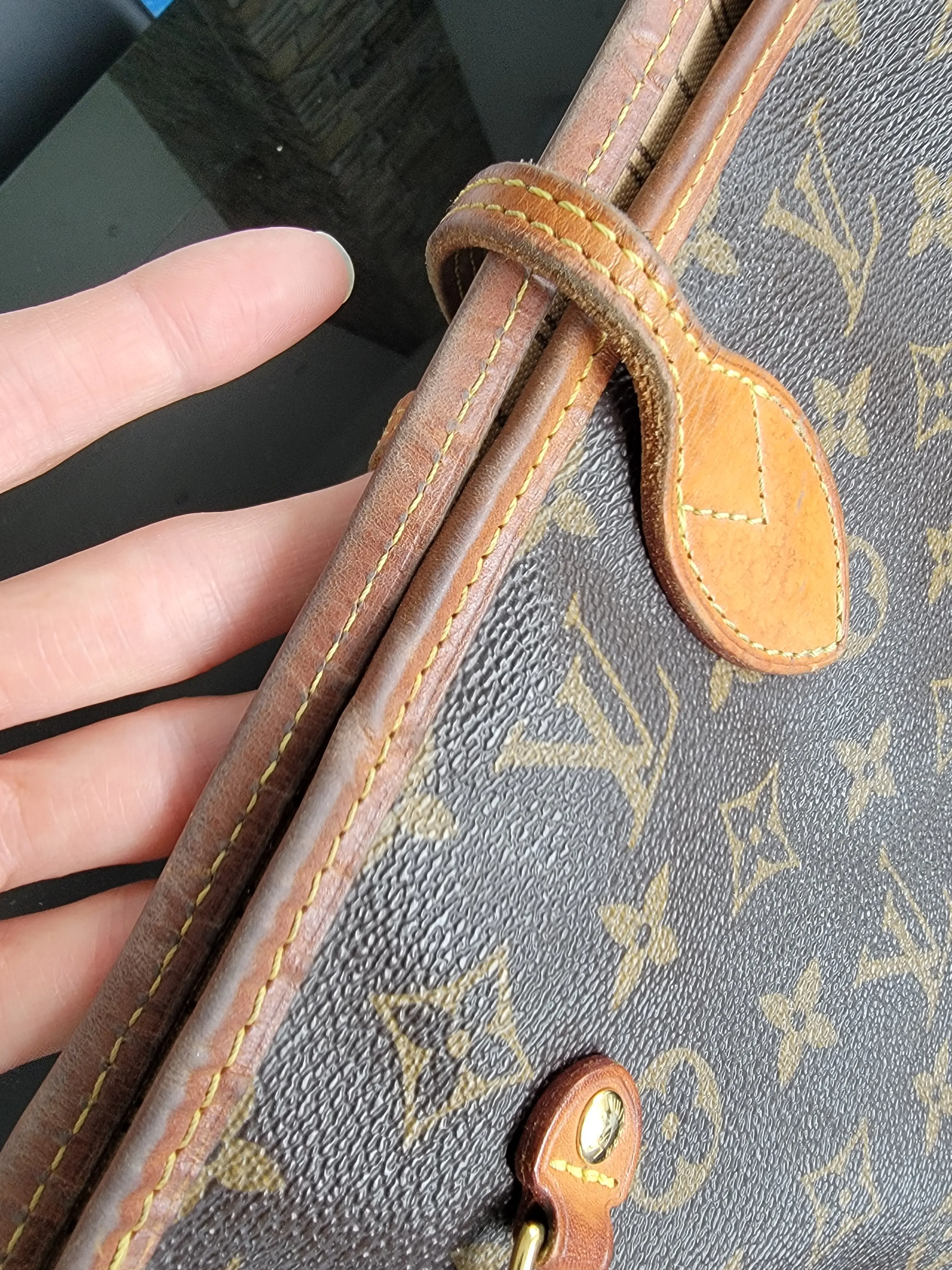 Louis Vuitton Neverfull MM | LOOP Marketplace