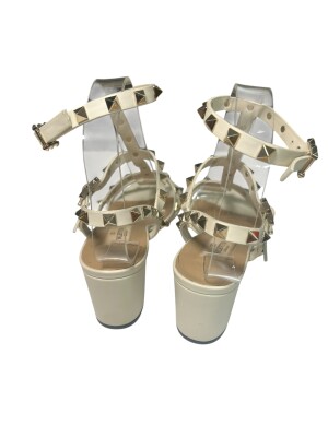 Valentino Rockstud sandals | LOOP-Marktplatz