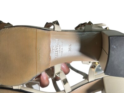 Valentino Rockstud sandals | LOOP-Marktplatz