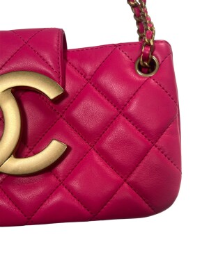 Chanel baguette bag | LOOP-Marktplatz