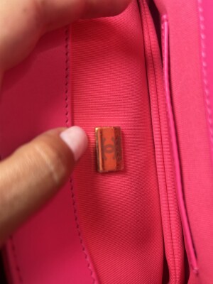 Chanel baguette bag | LOOP-Marktplatz