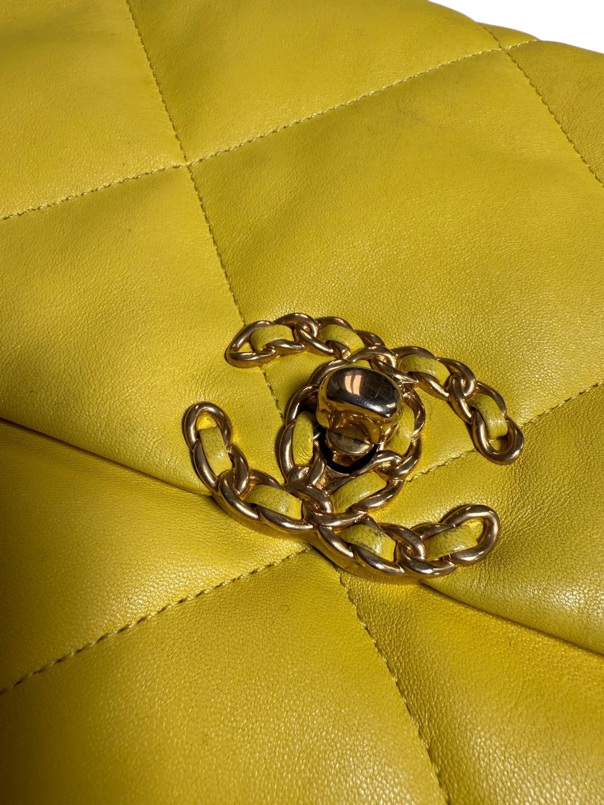 Chanel 19 bag