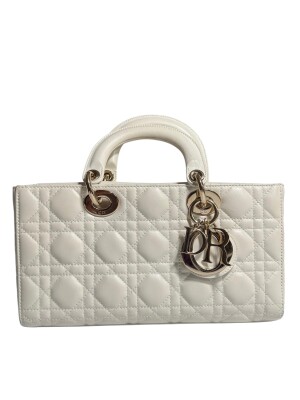 Lady Dior handbag | LOOP-Marktplatz