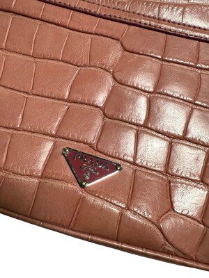 Prada bag | LOOP-Marktplatz