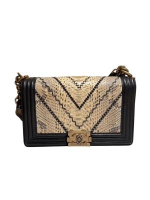Boy Chanel Bag | LOOP-Marktplatz