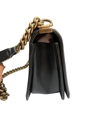 Boy Chanel Bag | LOOP-Marktplatz