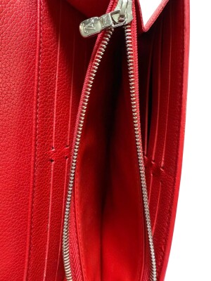 Louis Vuitton wallet | LOOP-Marktplatz