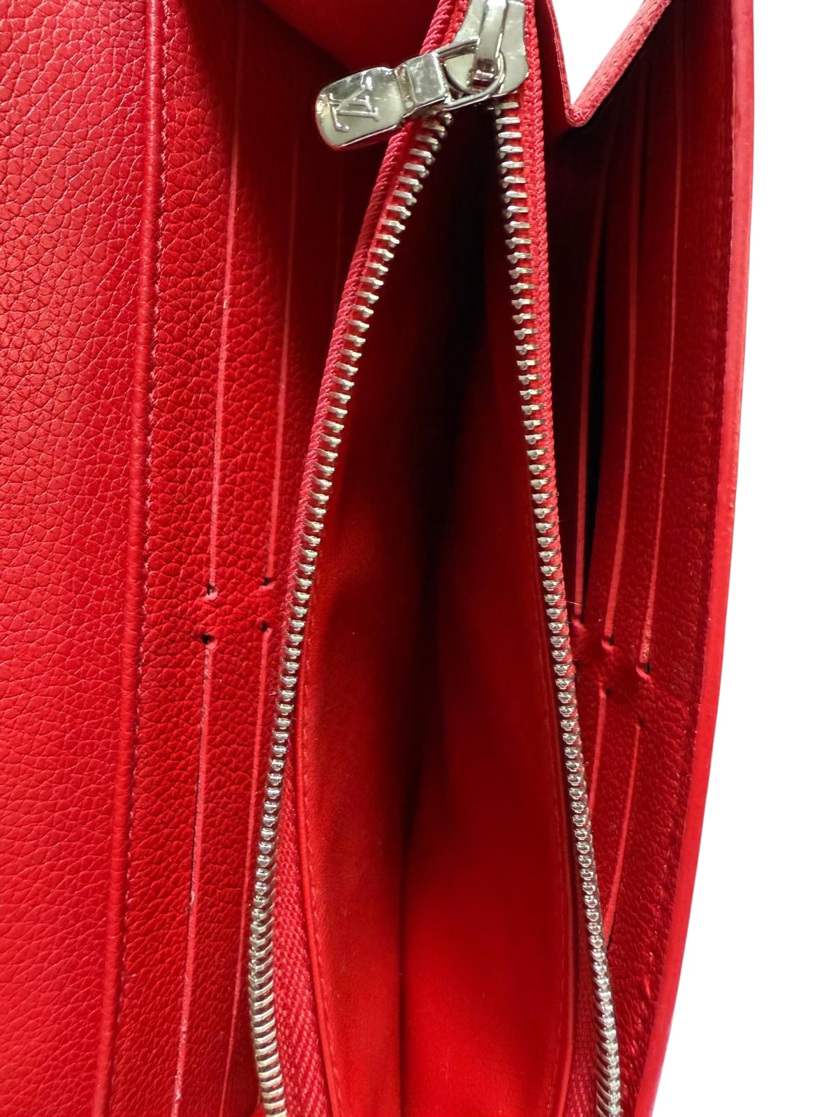 Louis Vuitton wallet | LOOP-Marktplatz