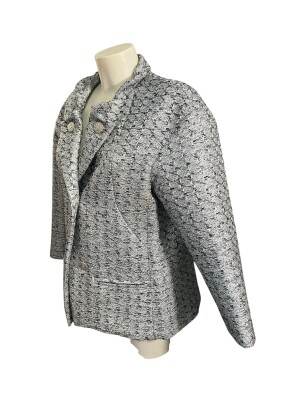 Chanel jacket | LOOP-Marktplatz