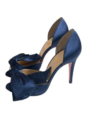 Louboutin high heels | LOOP-Marktplatz