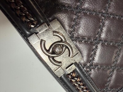 Boy Chanel Bag | LOOP-Marktplatz