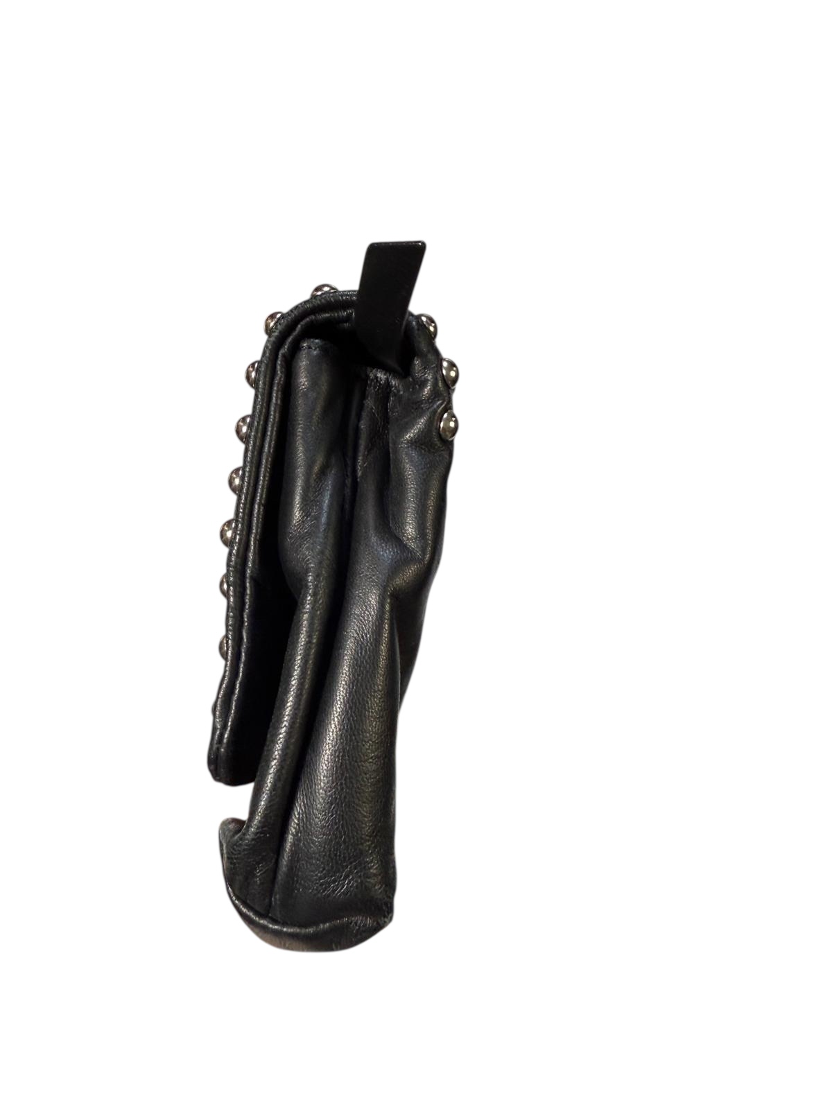 Louboutin clutch | LOOP-Marktplatz