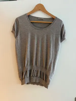 bequemes T-Shirt | LOOP Marketplace