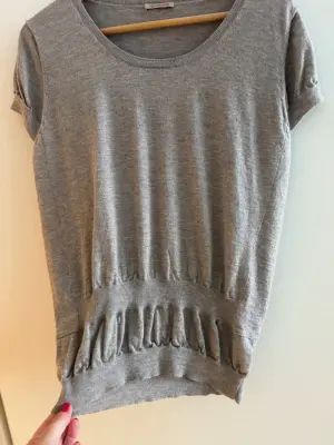 bequemes T-Shirt | LOOP Marketplace