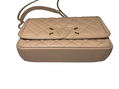 Beige Chanel Bag | LOOP-Marktplatz