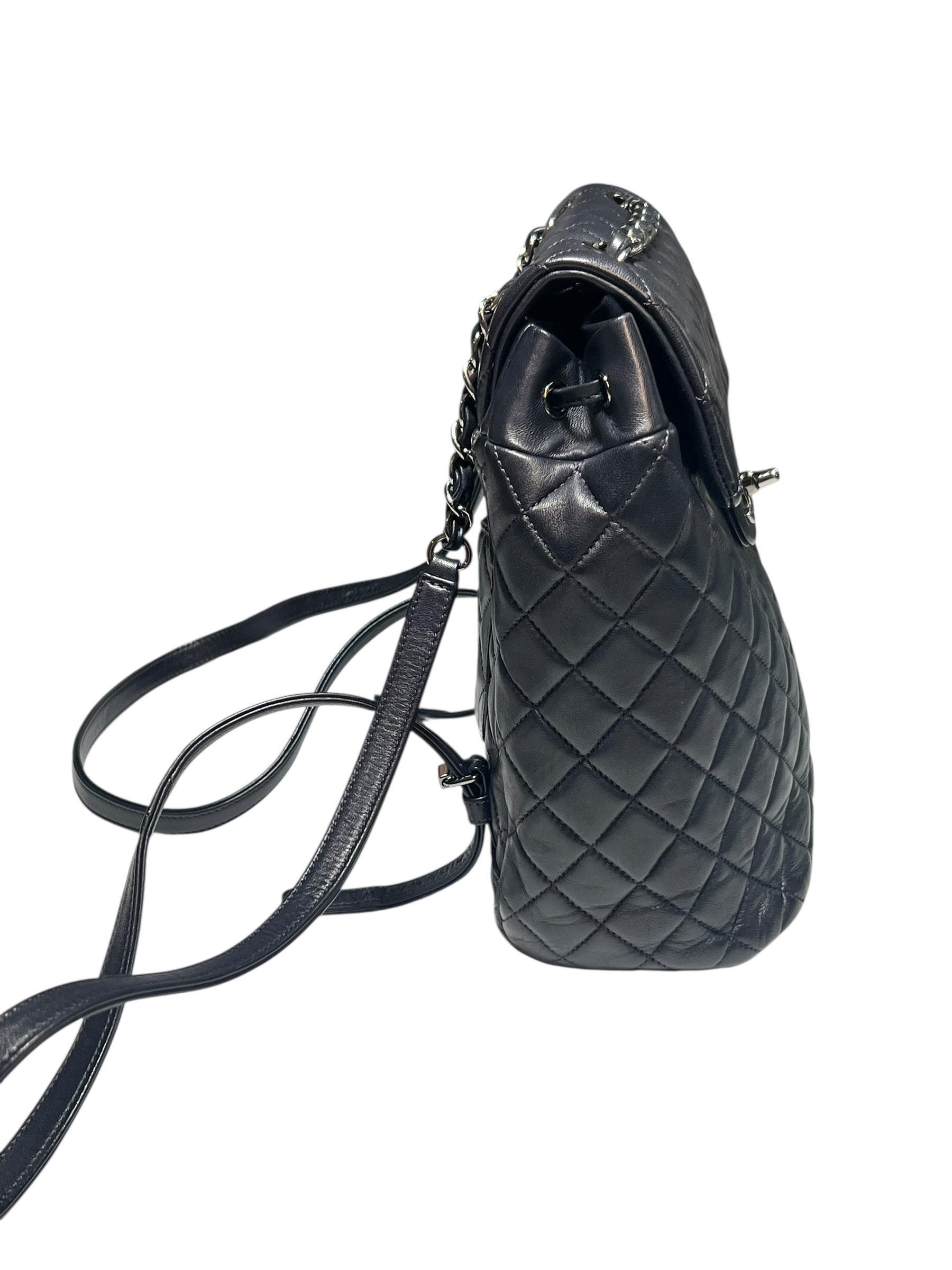 Chanel Backpack | LOOP-Marktplatz