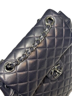 Chanel Backpack | LOOP-Marktplatz