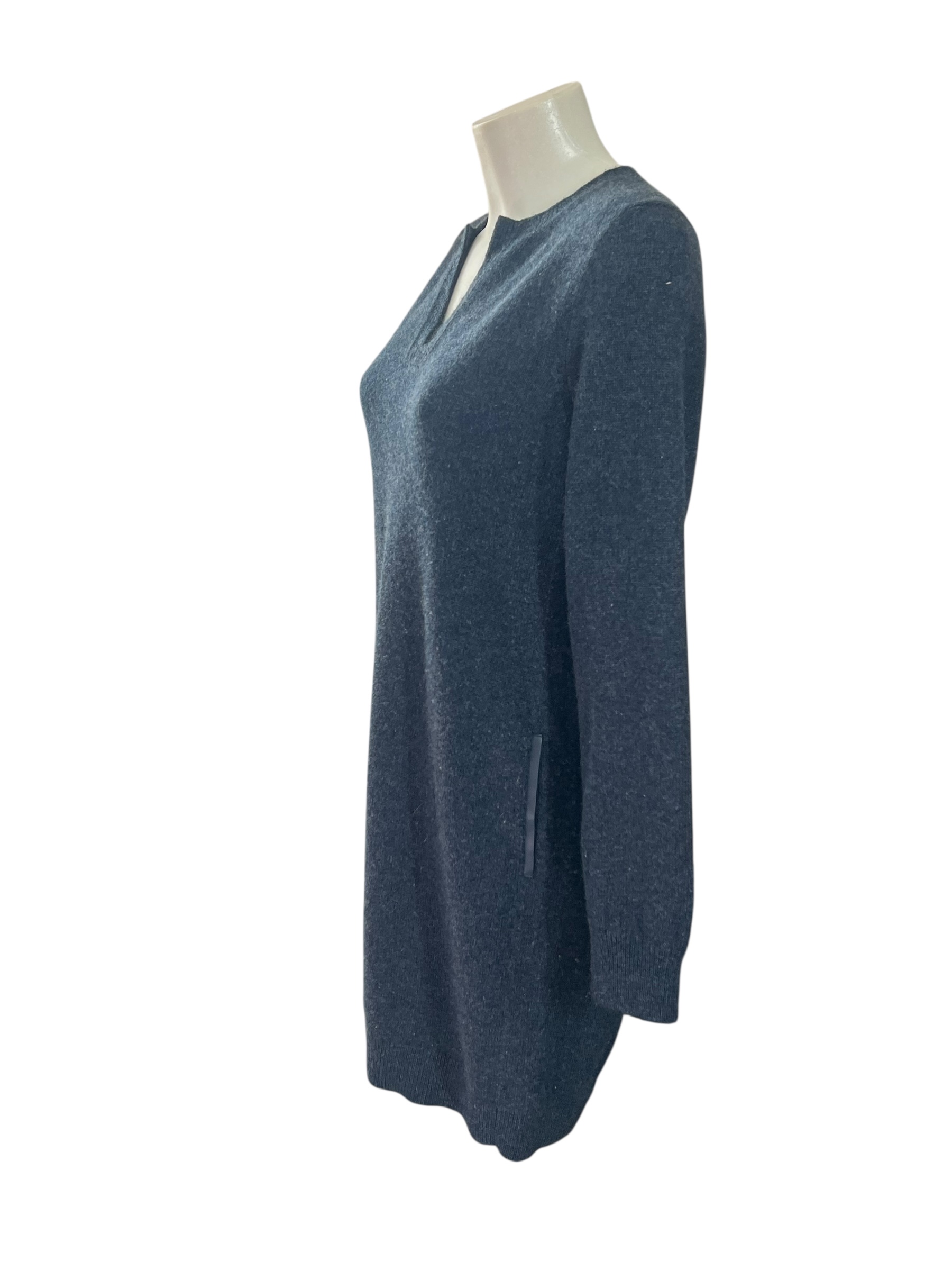 Loro Piana sweater dress | LOOP-Marktplatz