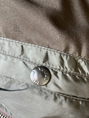 Khaki Prada down jacket | LOOP-Marktplatz