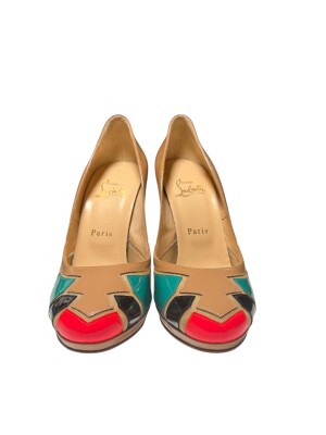 Astrogirl Louboutin pumps | LOOP-Marktplatz
